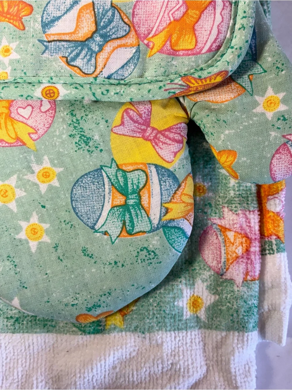 Sultana’s Linens 3 Pc Kitchen Set Fruit Bow Butterfly Towel Pot Holder